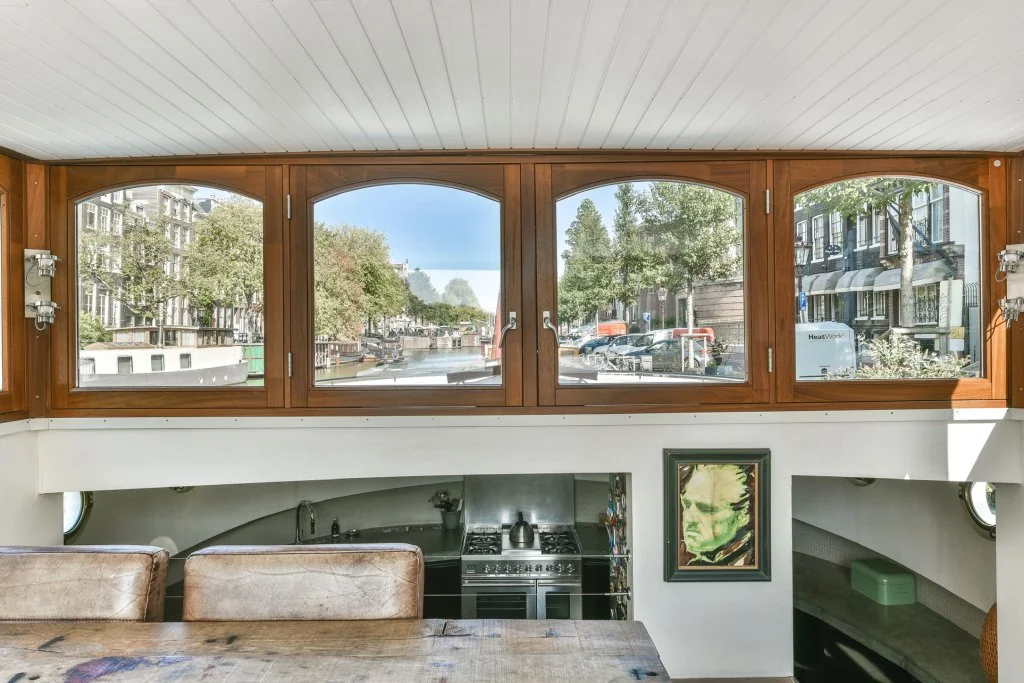 geblurde versie van de foto als achtergrond