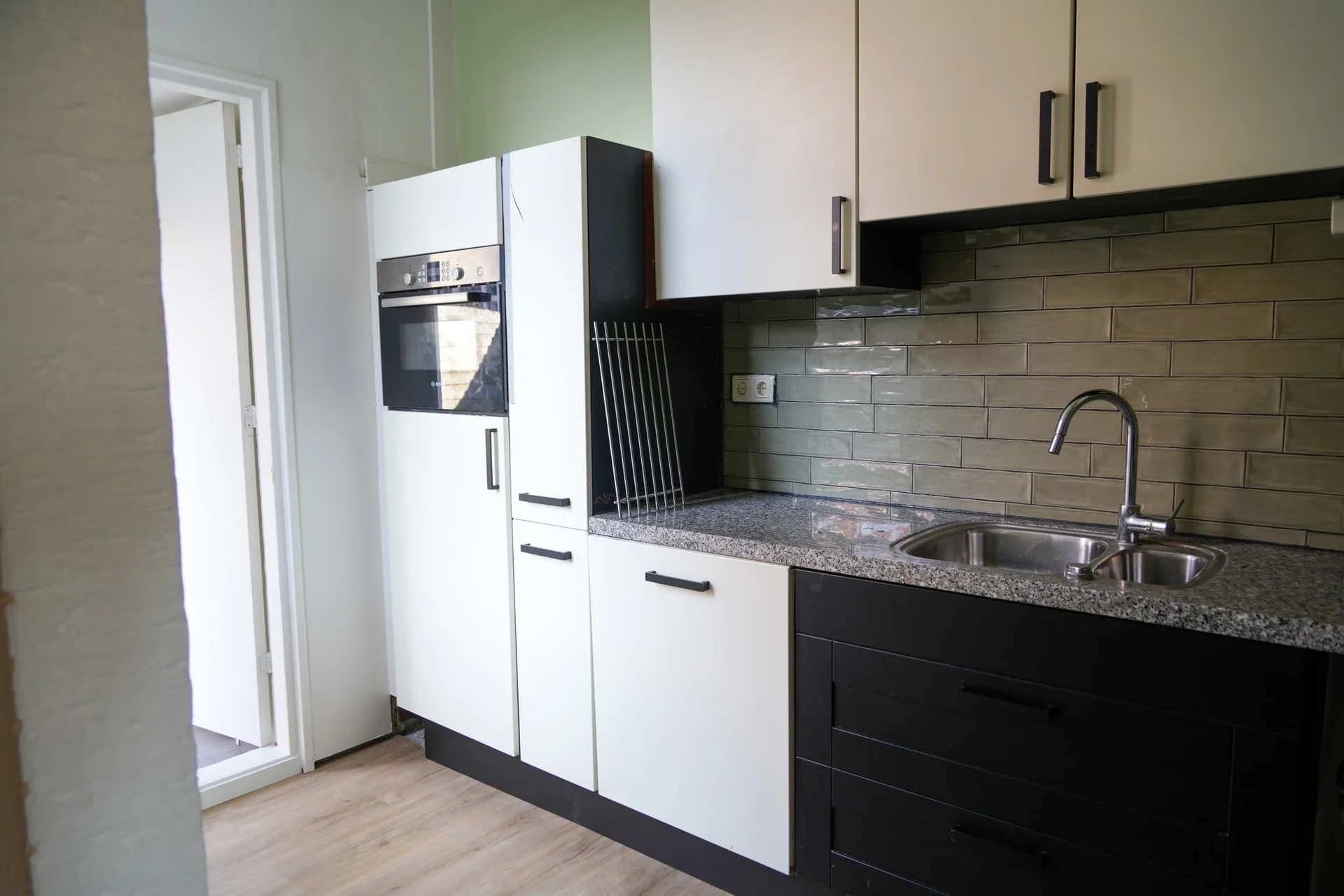 Foto van de Kamer gelegen aan de de Ruyterweg in Leeuwarden