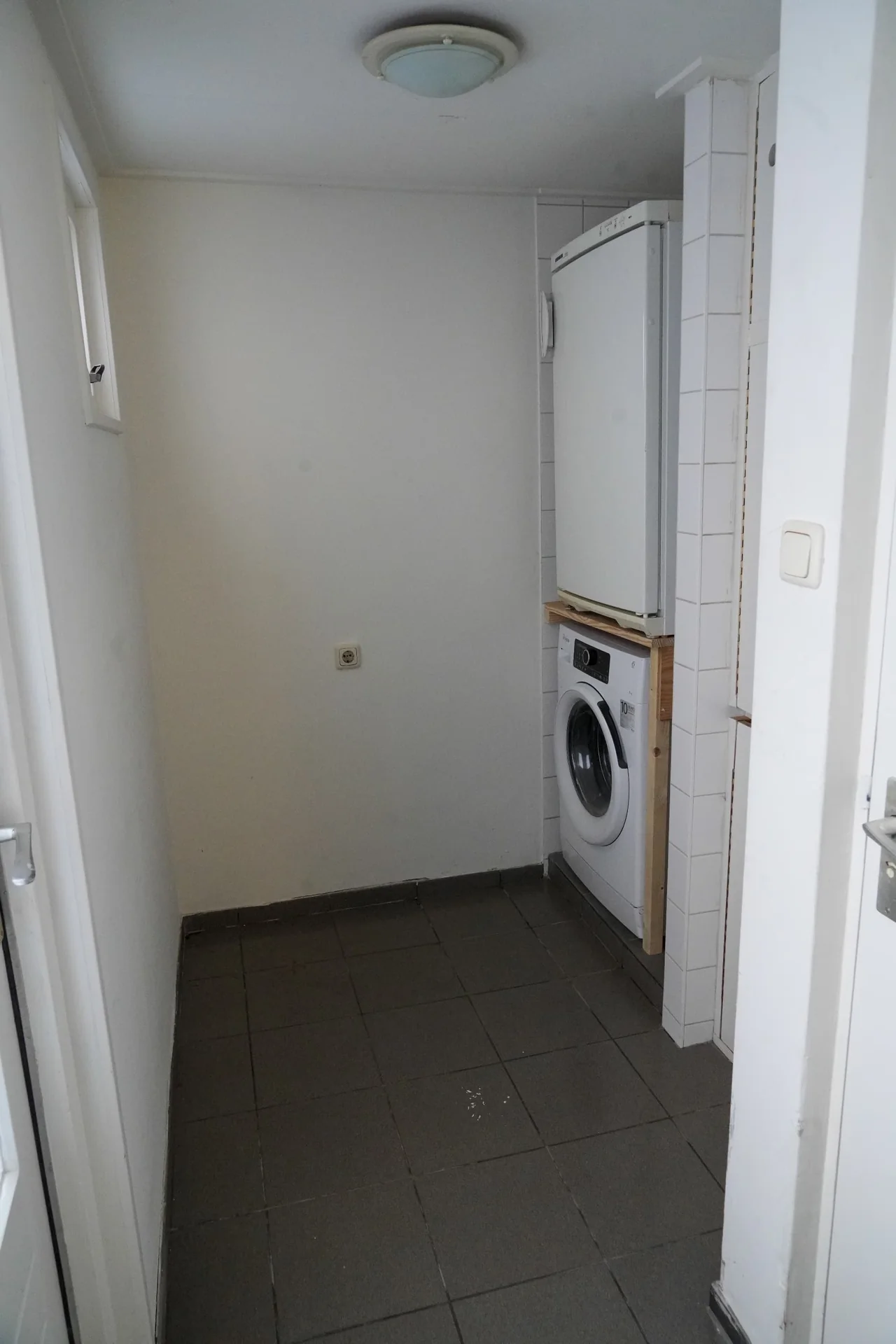 Foto van de Kamer gelegen aan de de Ruyterweg in Leeuwarden