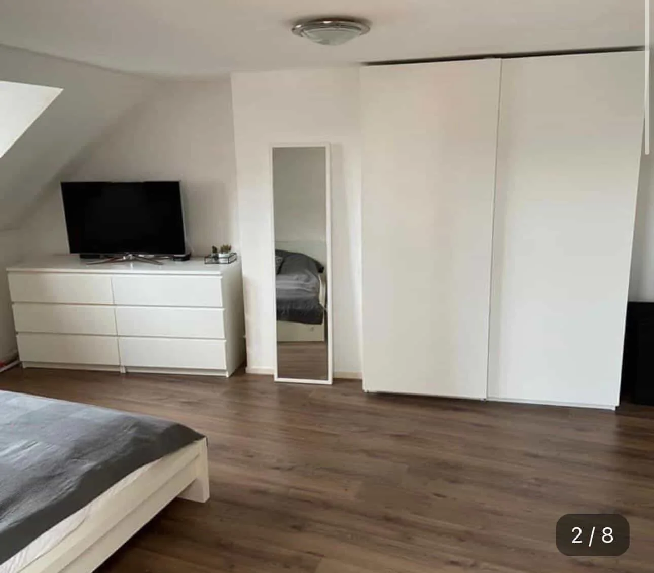 geblurde versie van de foto als achtergrond