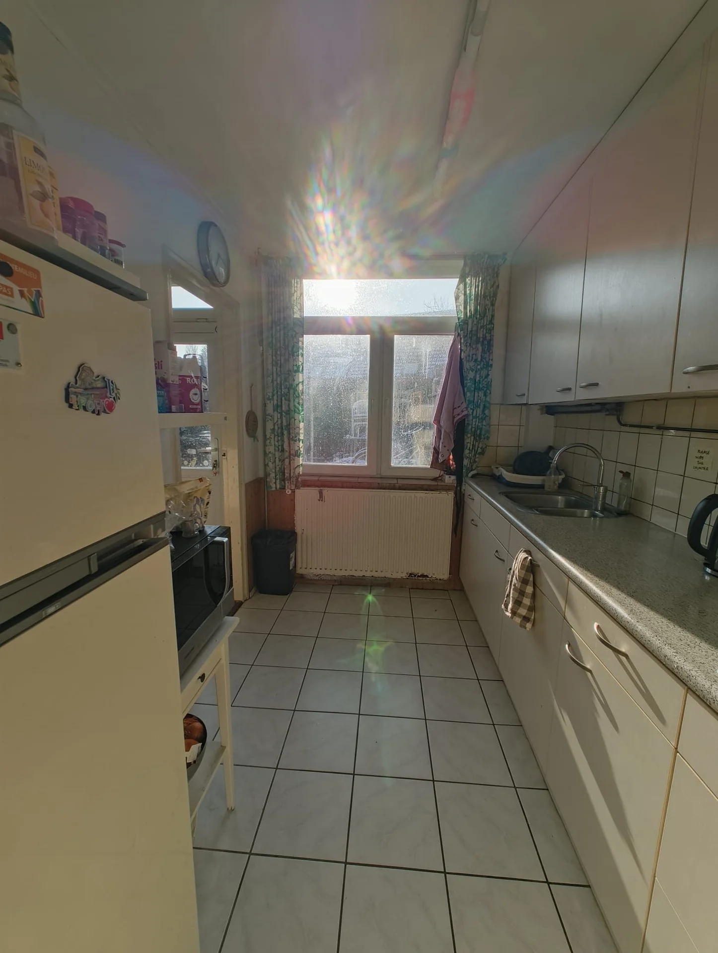 geblurde versie van de foto als achtergrond