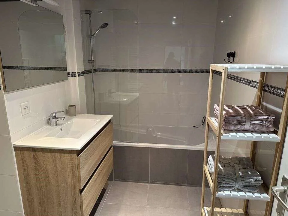 Foto van de Appartement gelegen aan de Henkenshage in Amsterdam