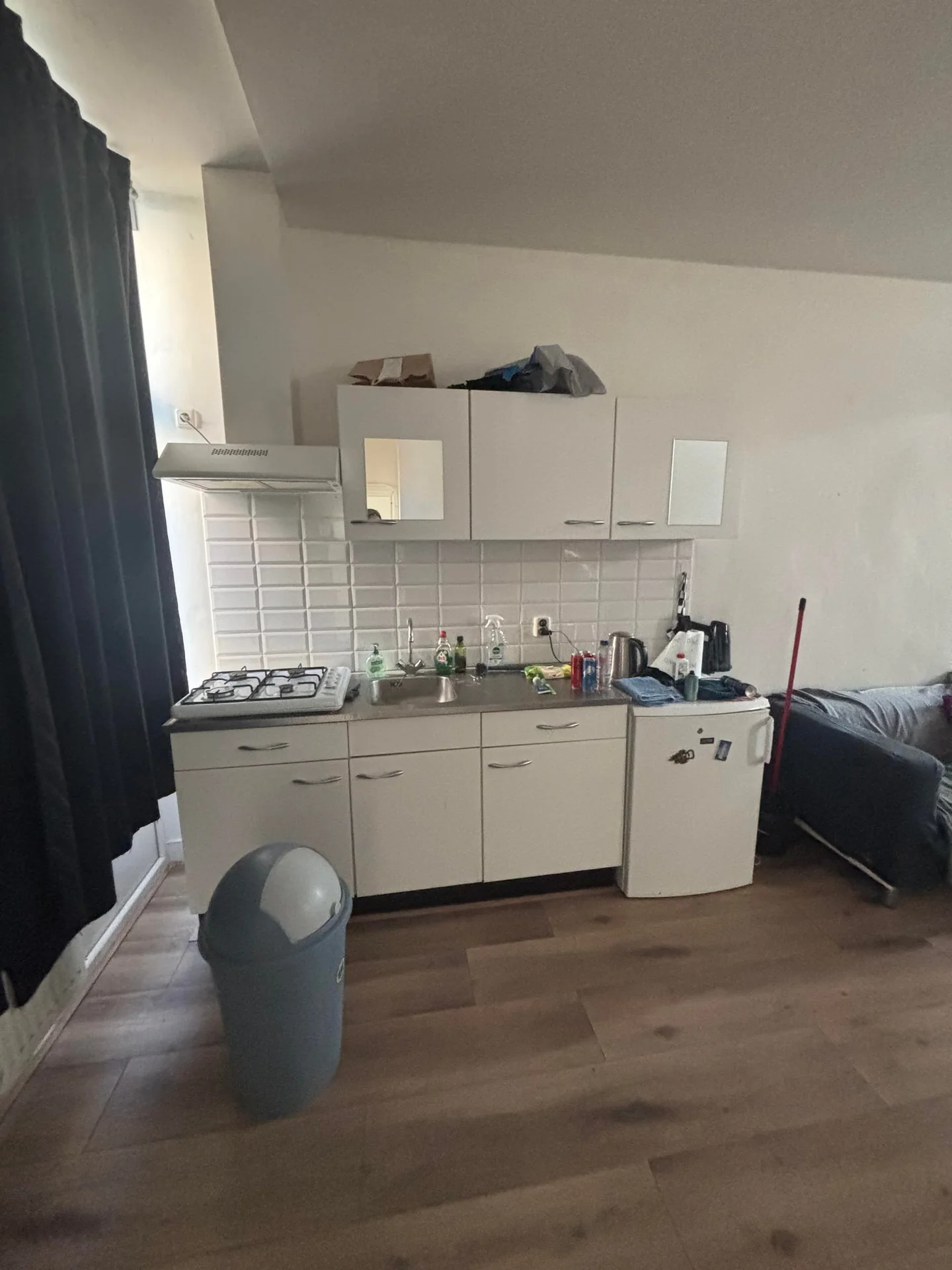 geblurde versie van de foto als achtergrond