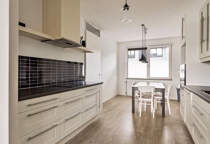 Foto van de Kamer gelegen aan de Wolbrantskerkweg in Amsterdam