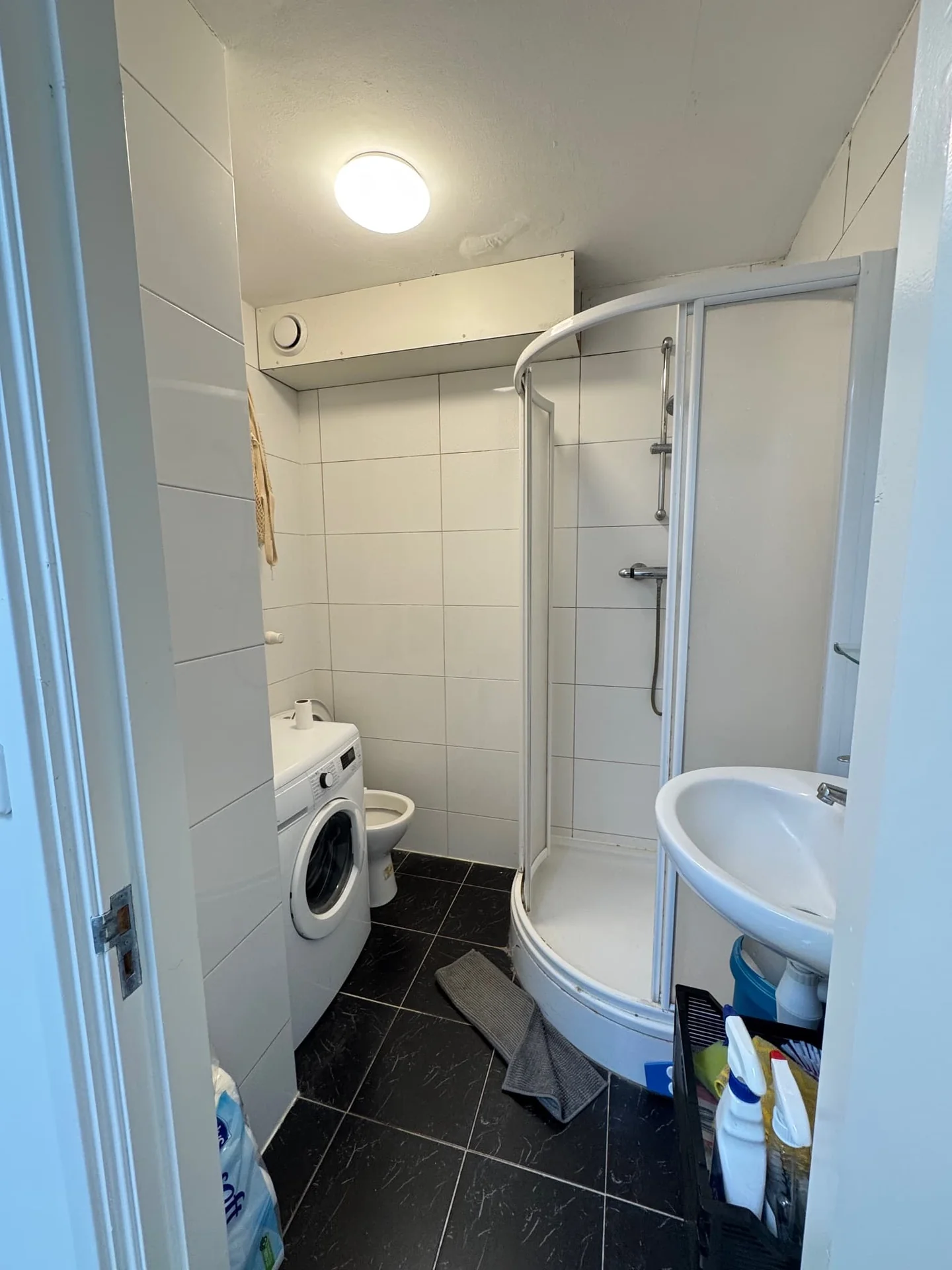 Foto van de Kamer gelegen aan de Hamburgerstraat in Groningen