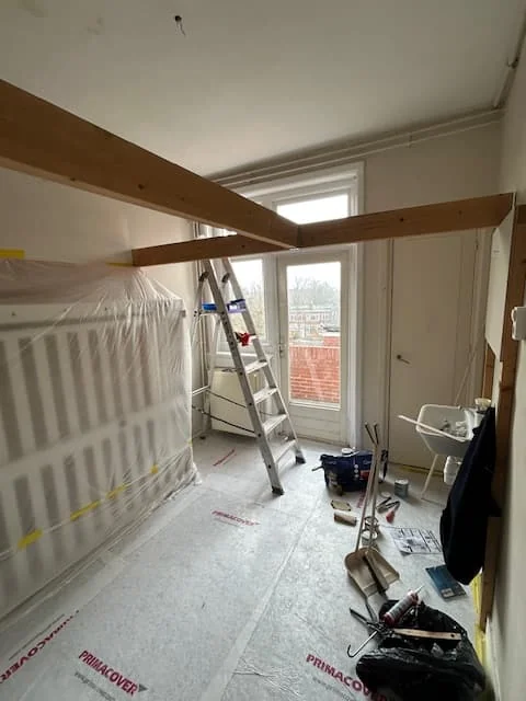 geblurde versie van de foto als achtergrond