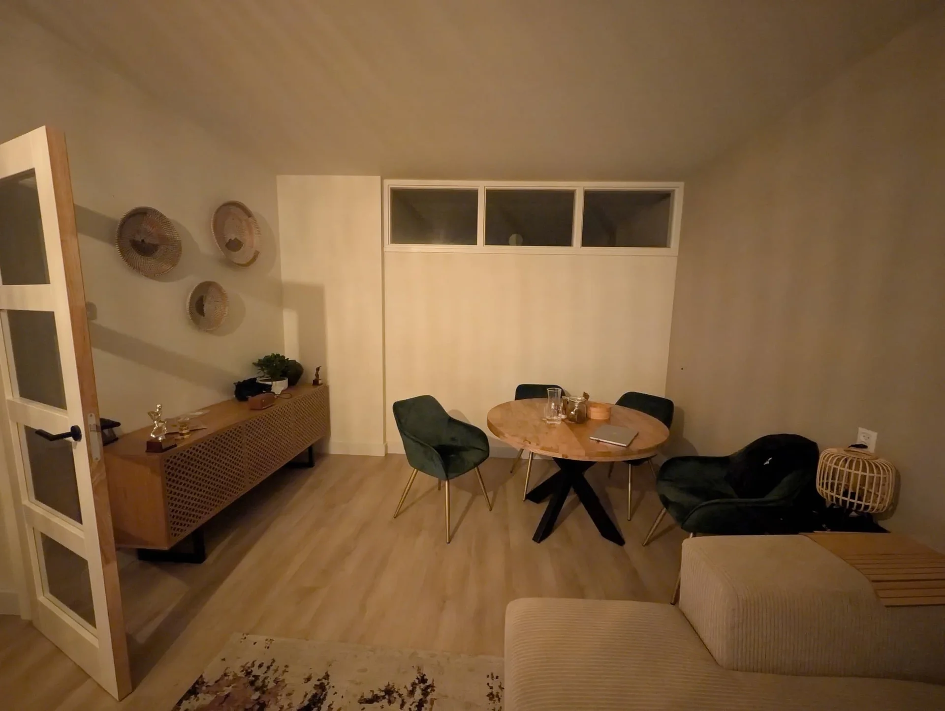 geblurde versie van de foto als achtergrond