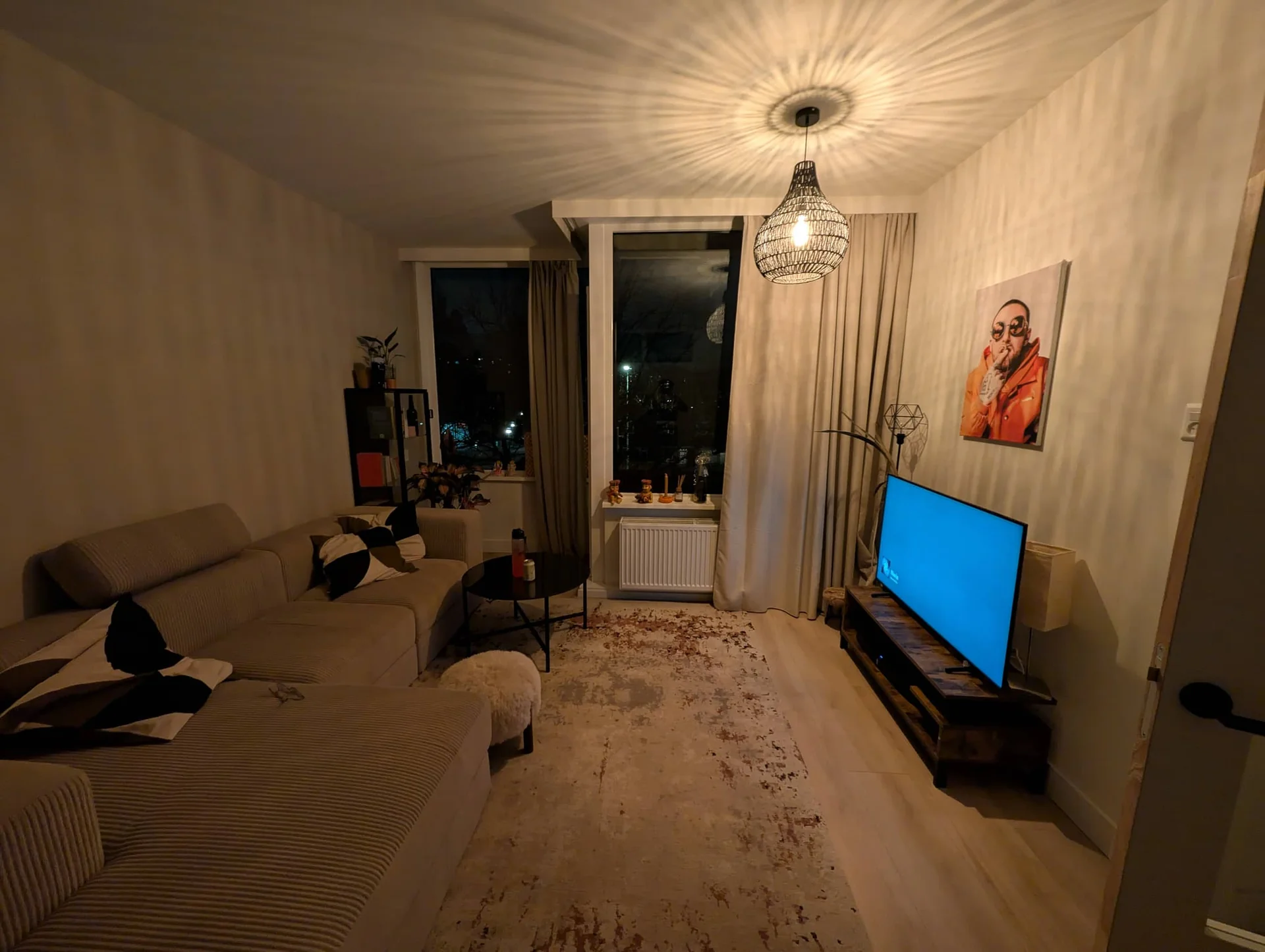 geblurde versie van de foto als achtergrond