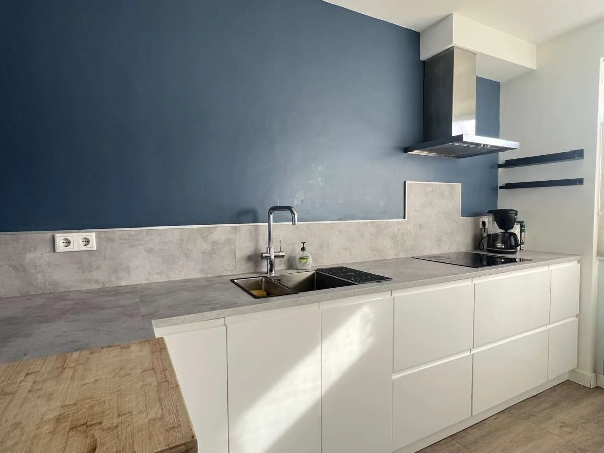 geblurde versie van de foto als achtergrond