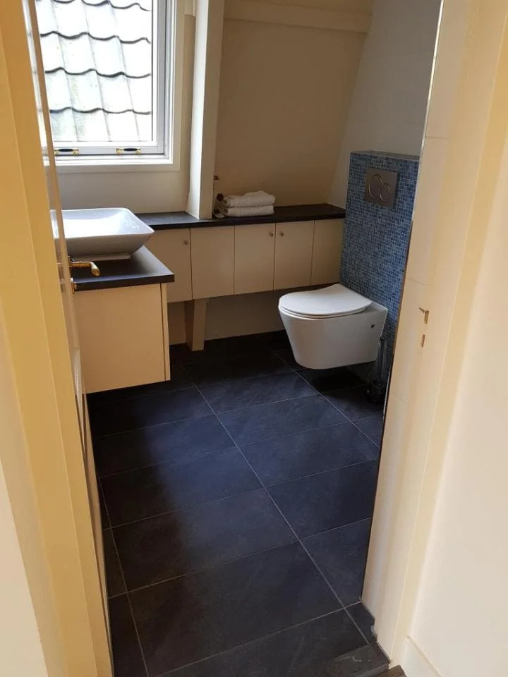 Foto van de Studio gelegen aan de Eerste Helmersstraat in Amsterdam