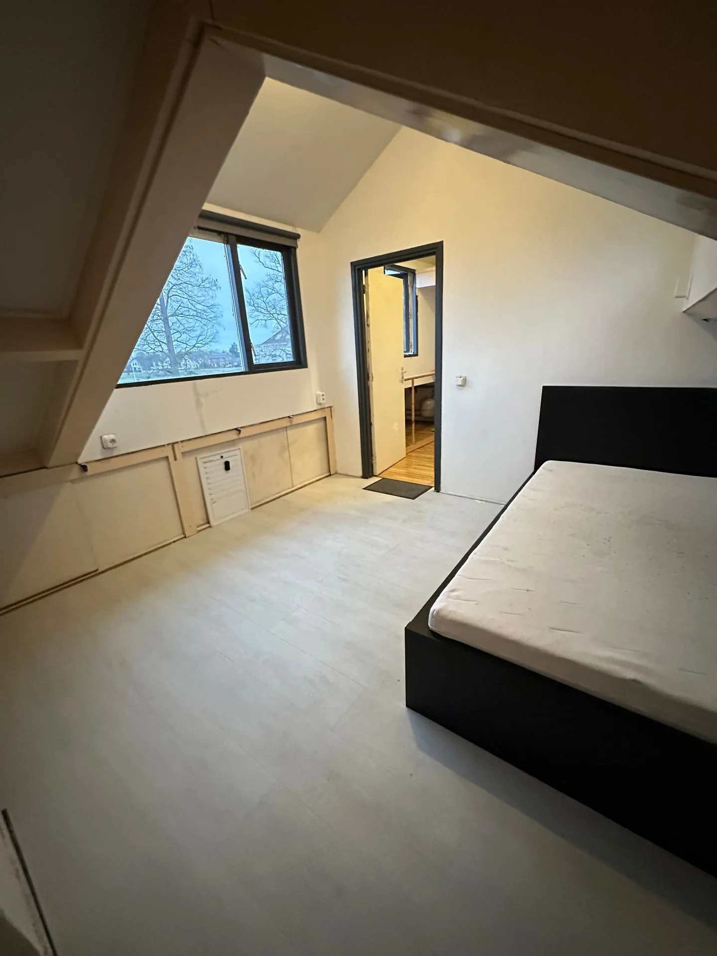 Foto van de Kamer gelegen aan de Stationsstraat in Elst