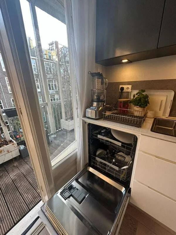 Foto van de Appartement gelegen aan de Koninginneweg in Amsterdam