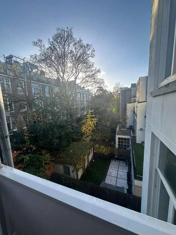 Foto van de Appartement gelegen aan de Koninginneweg in Amsterdam