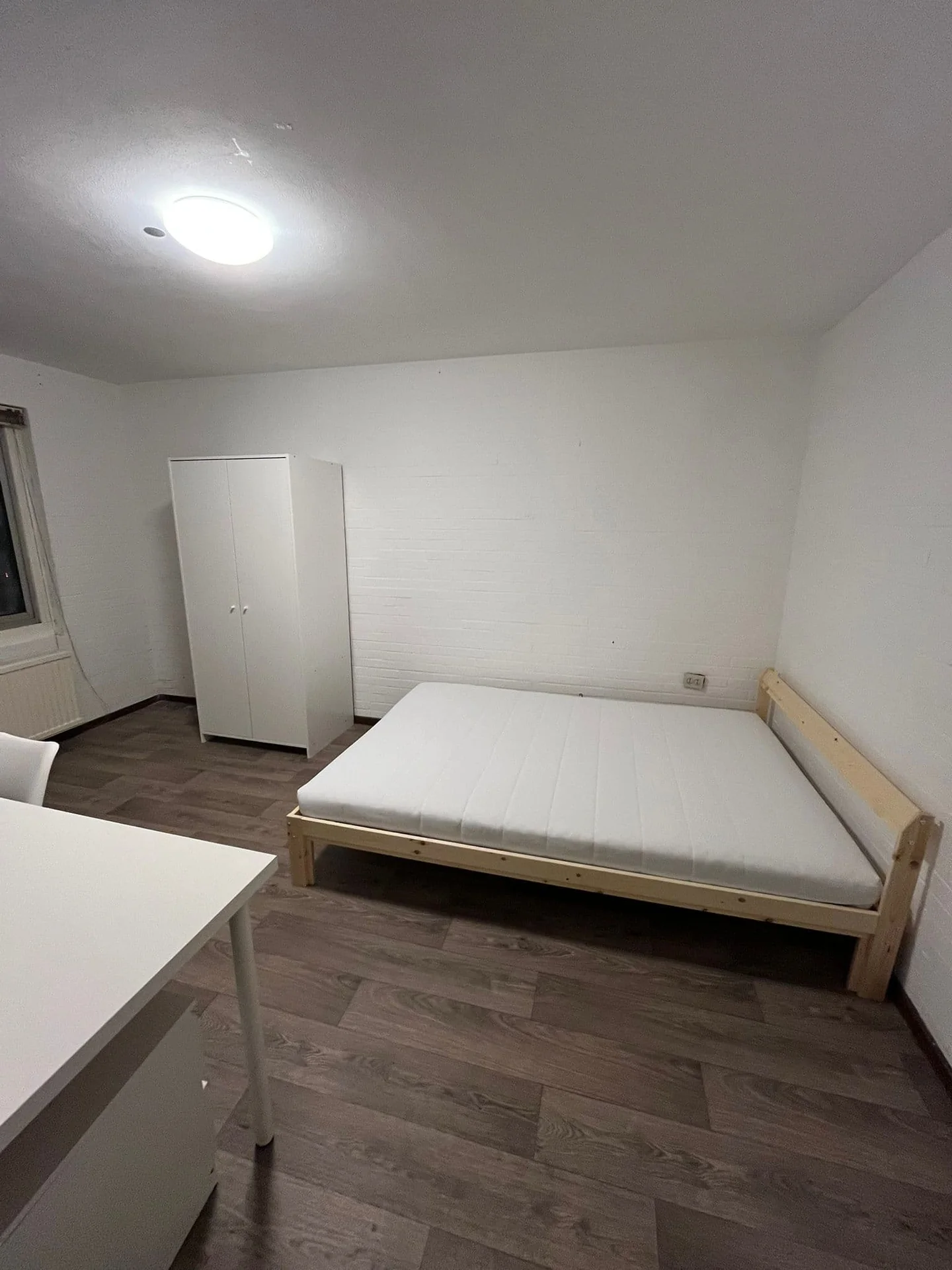 Foto van de Kamer gelegen aan de Hoekenes in Amsterdam