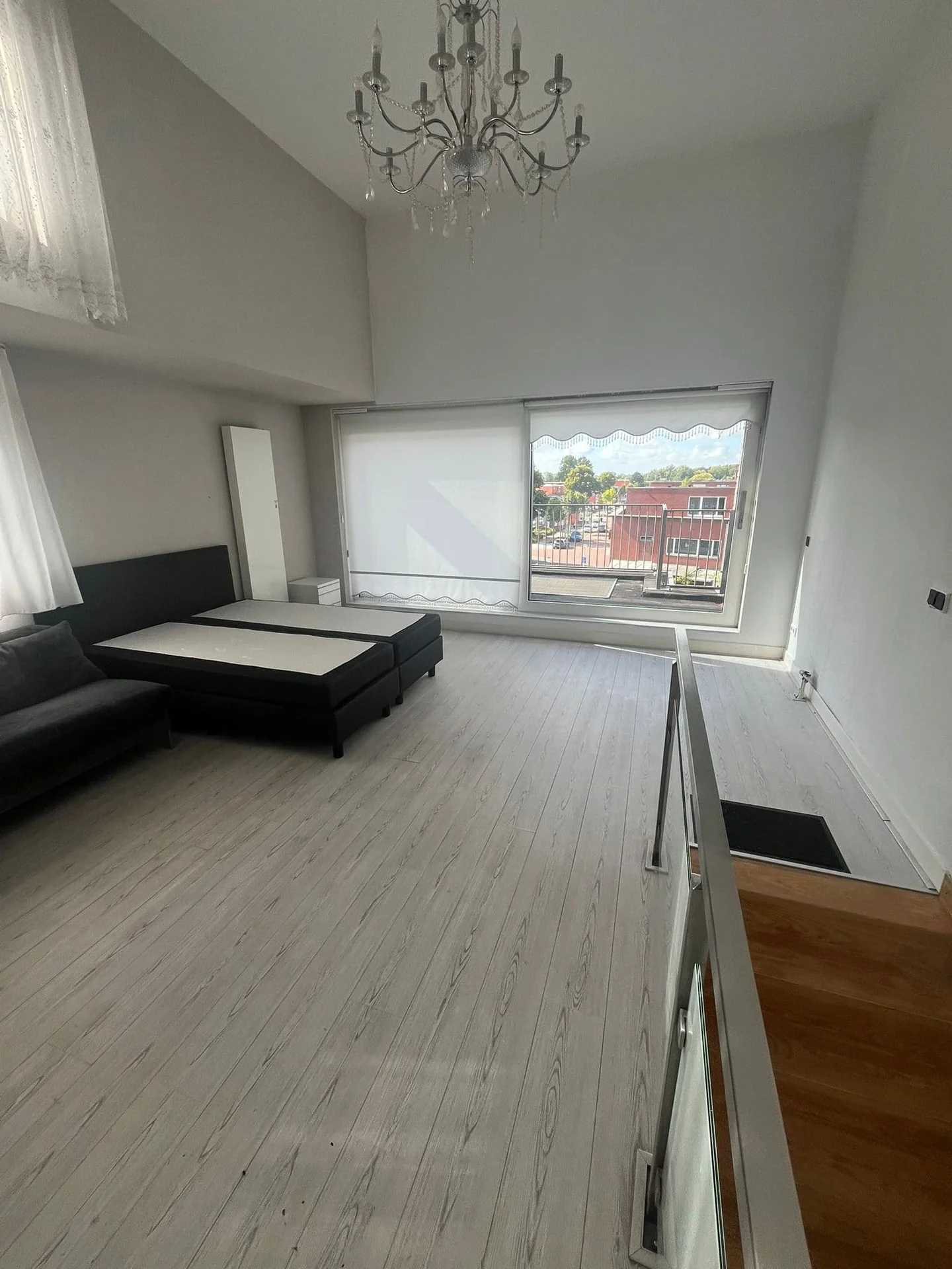 Foto van de Studio gelegen aan de Troelstralaan in Amsterdam