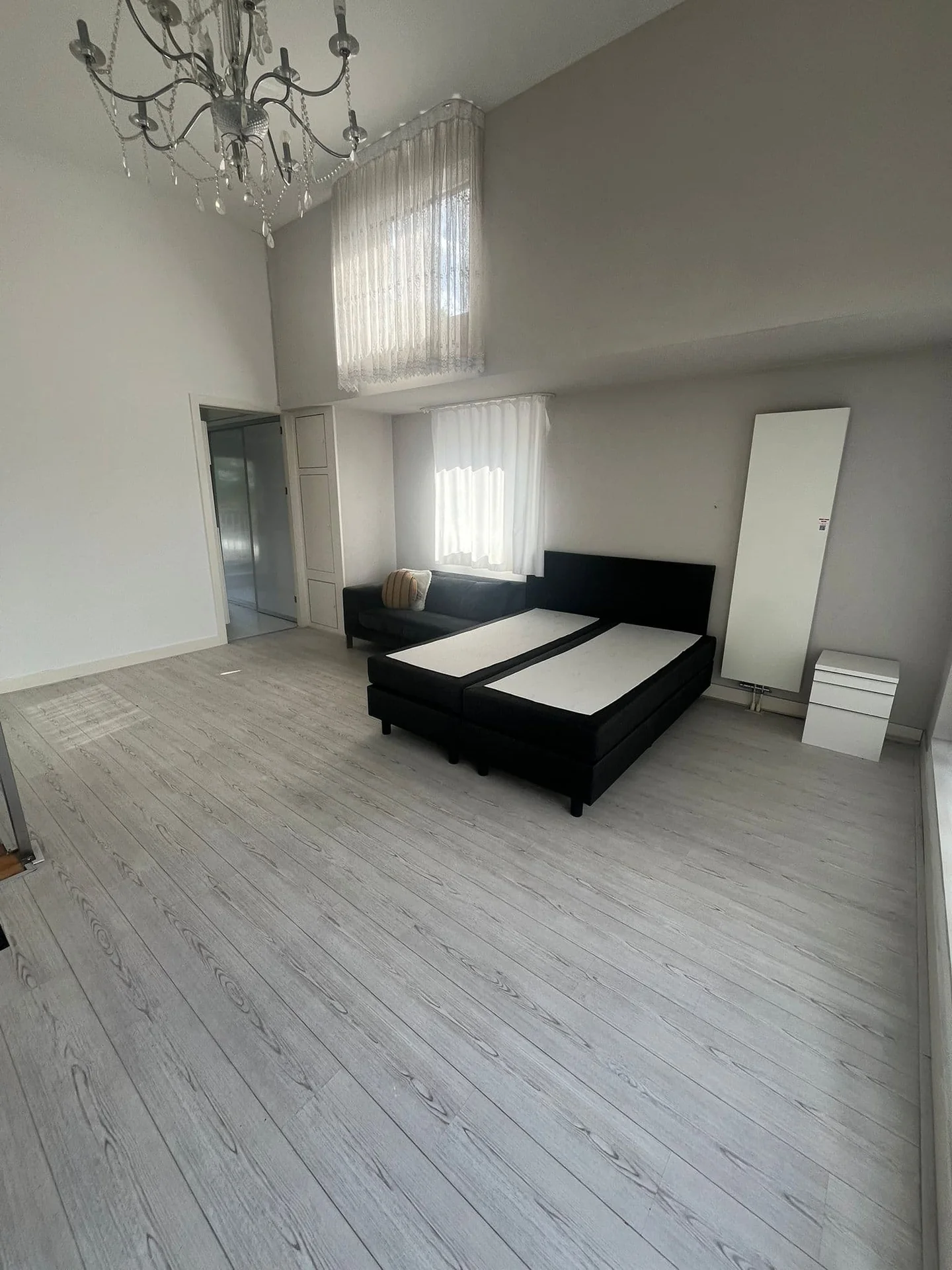 Foto van de Studio gelegen aan de Troelstralaan in Amsterdam