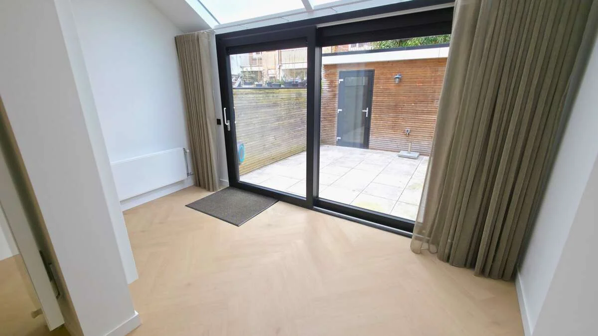 Foto van de Appartement gelegen aan de 2e Carnissestraat in Rotterdam