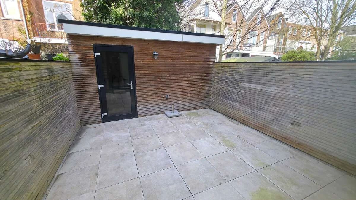 Foto van de Appartement gelegen aan de 2e Carnissestraat in Rotterdam