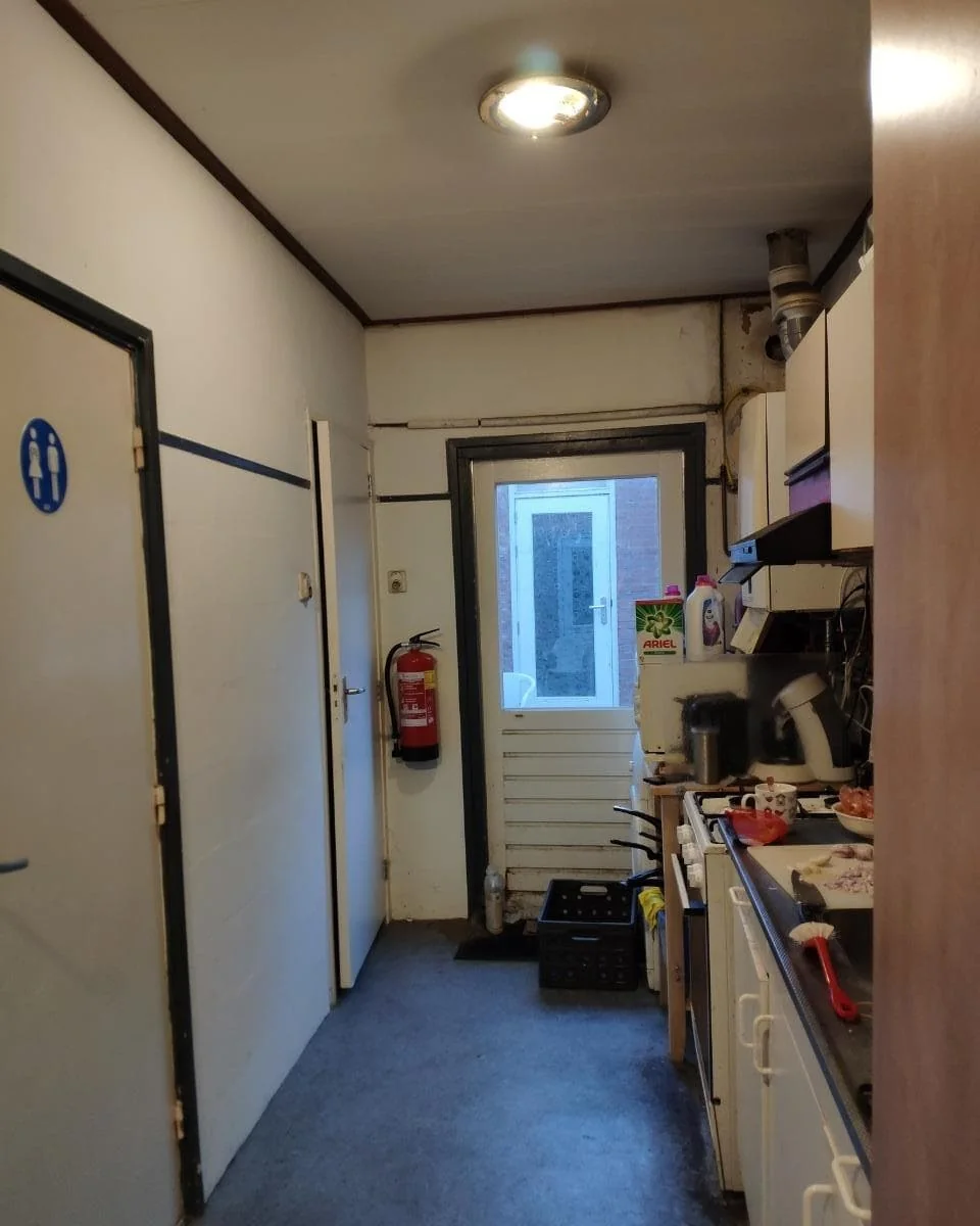 geblurde versie van de foto als achtergrond