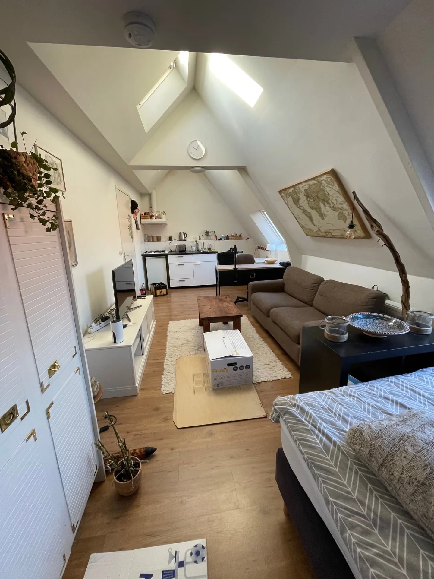 Foto van de Kamer gelegen aan de Madoerastraat in Groningen