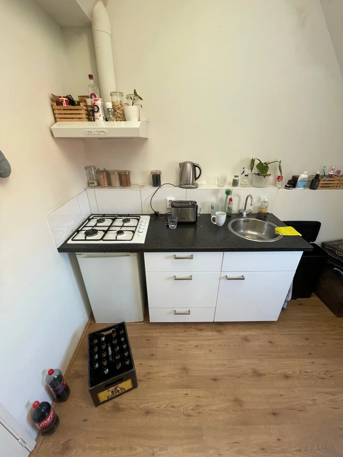 Foto van de Kamer gelegen aan de Madoerastraat in Groningen