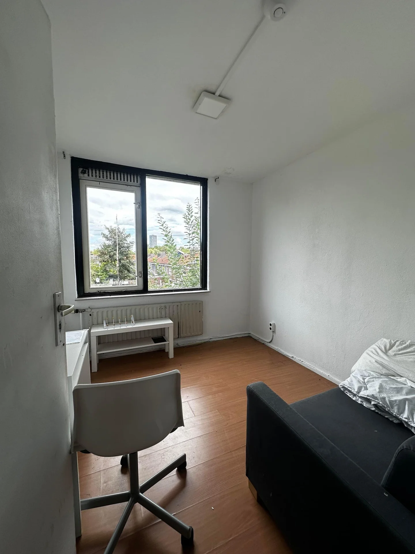 Foto van de Kamer gelegen aan de Baron van Lamsweerdelaan in Tilburg