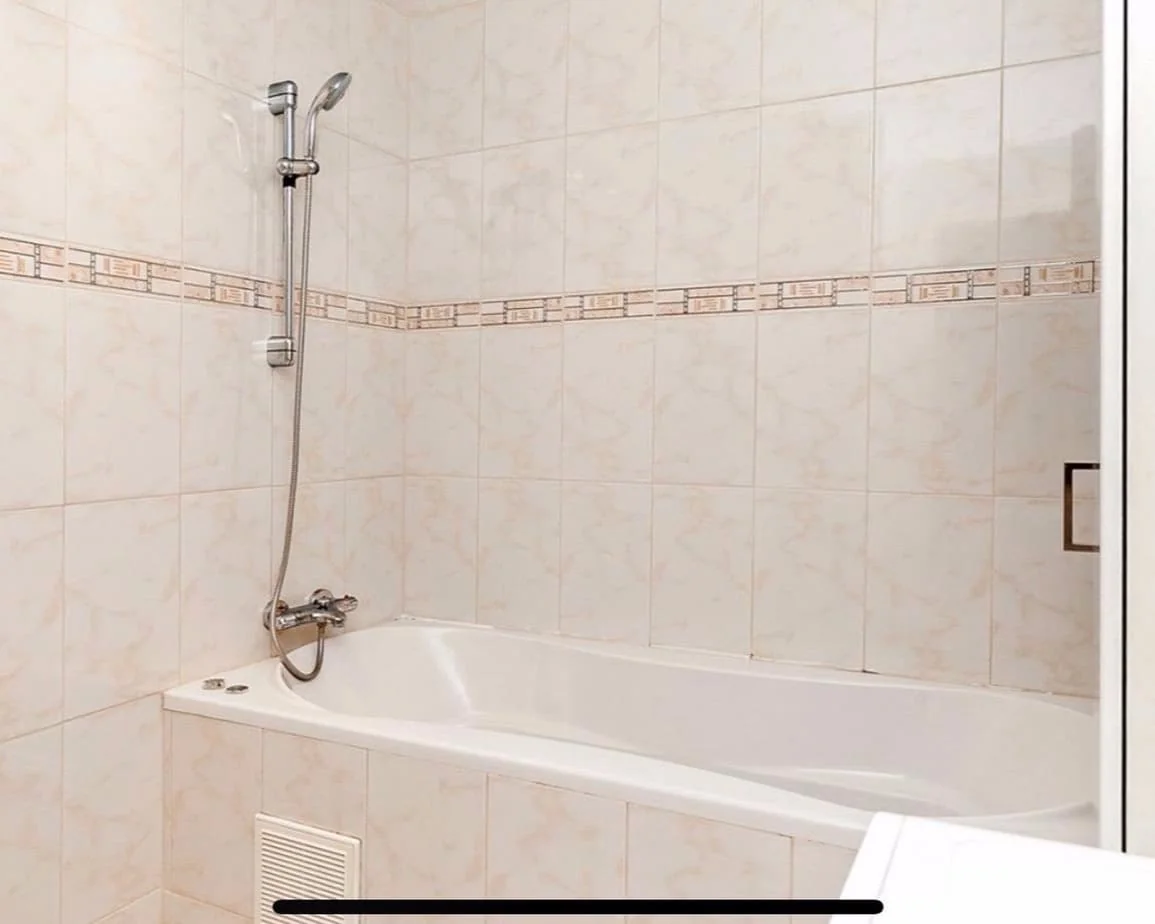 Foto van de Kamer gelegen aan de Van der Woudendijk in Den Haag