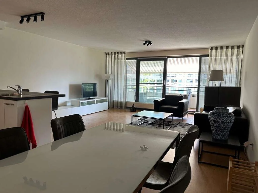 Foto van de Appartement gelegen aan de Gedempte Zalmhaven in Rotterdam