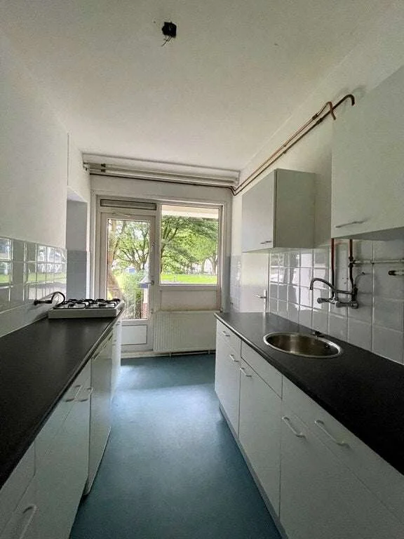 geblurde versie van de foto als achtergrond