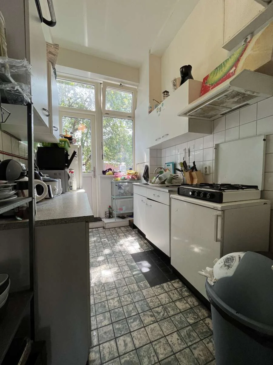 geblurde versie van de foto als achtergrond