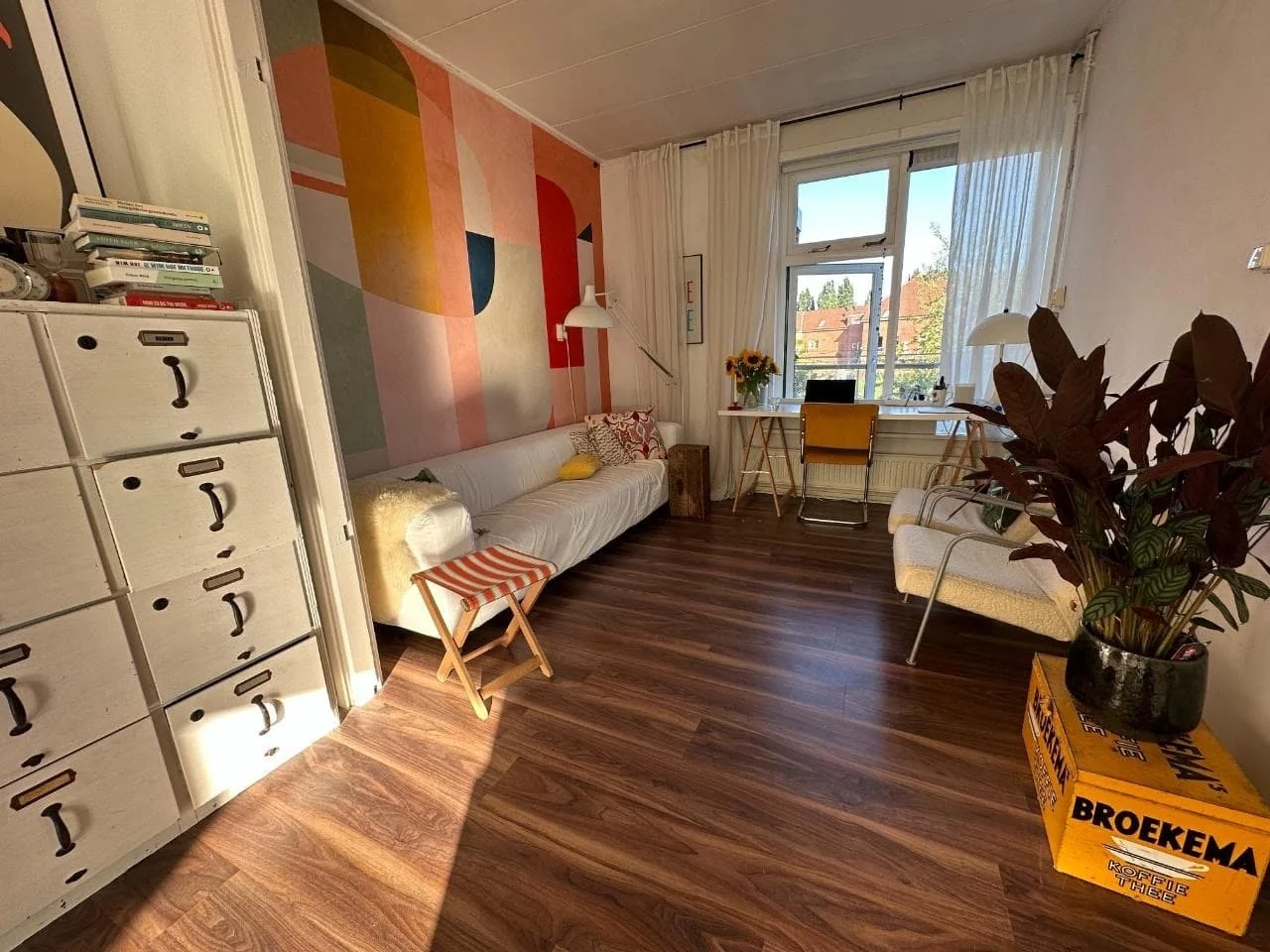 geblurde versie van de foto als achtergrond