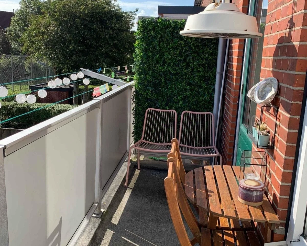 geblurde versie van de foto als achtergrond