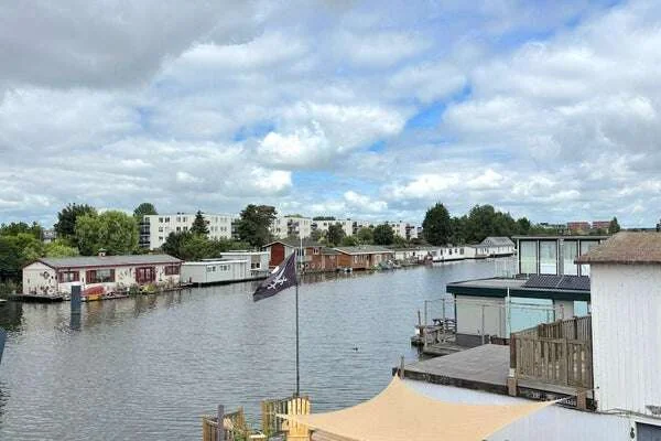 Foto van de Appartement gelegen aan de Ponserstraat in Amsterdam