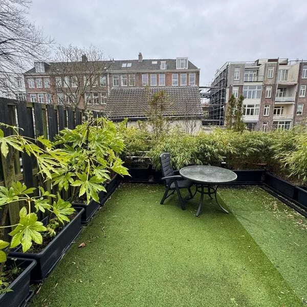Foto van de Appartement gelegen aan de Pieter Cornelisz. Hooftstraat in Amsterdam