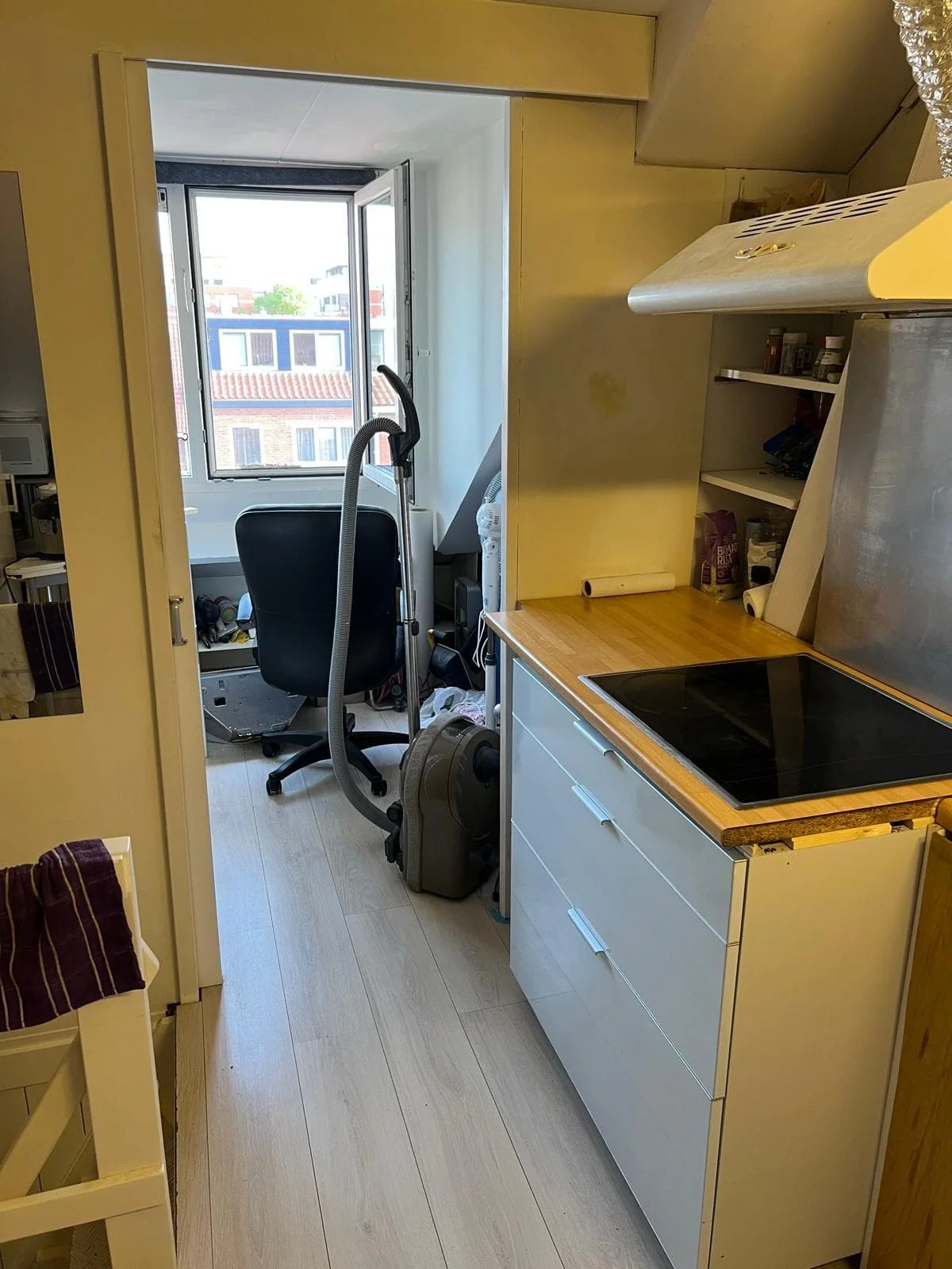 Foto van de Kamer gelegen aan de Marnixstraat in Leeuwarden