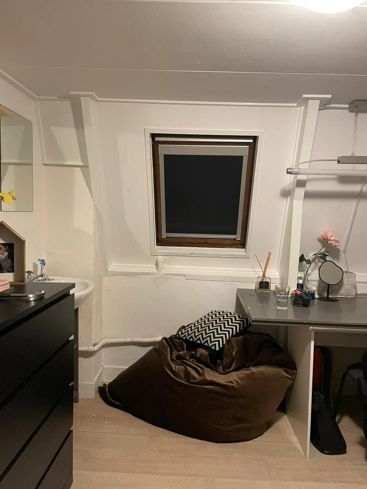 Foto van de Kamer gelegen aan de Walhofstraat in Enschede