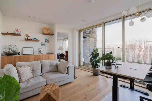 Foto van de Appartement gelegen aan de Céramiquelaan in Amsterdam