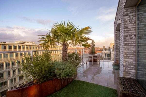 Foto van de Appartement gelegen aan de Céramiquelaan in Amsterdam