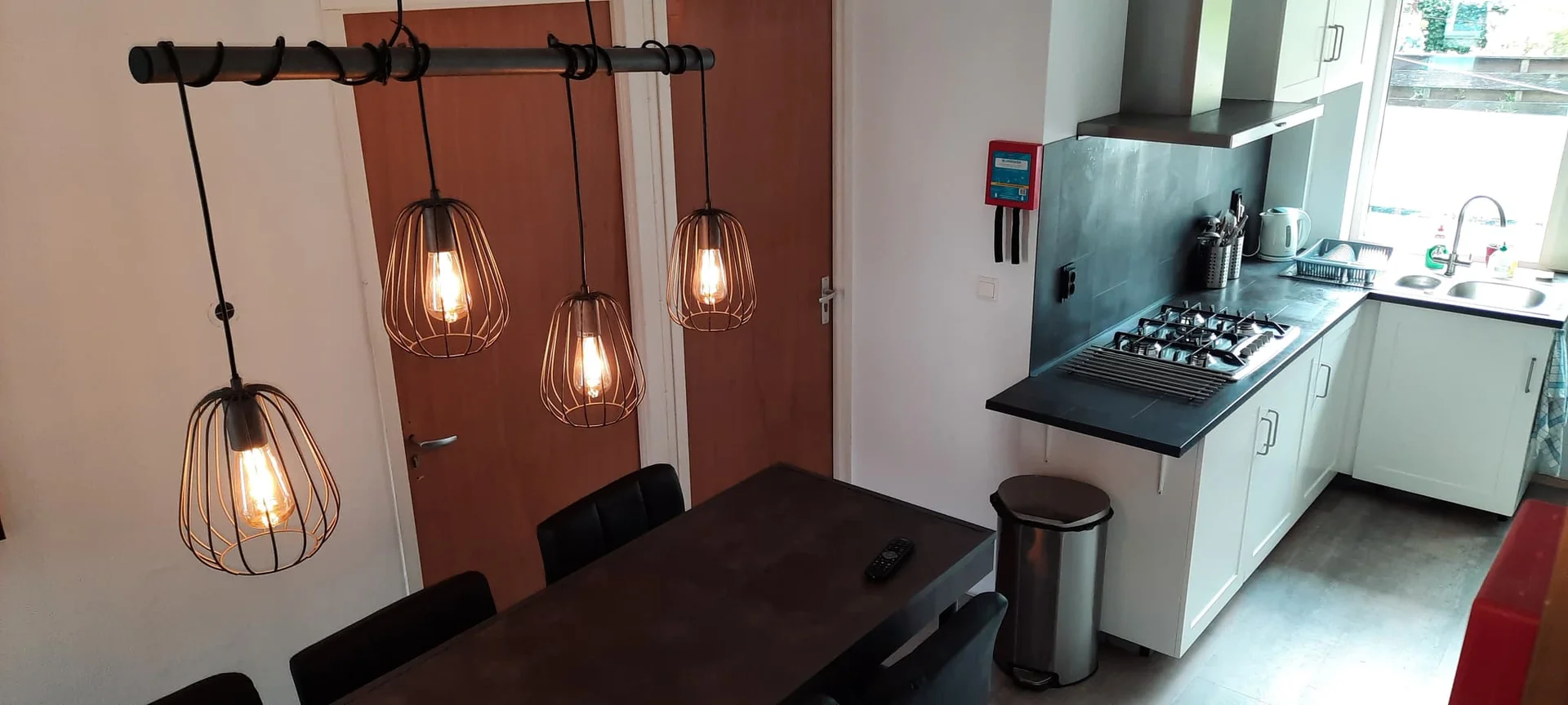 Foto van de Kamer gelegen aan de Korenbloemstraat in Duivendrecht