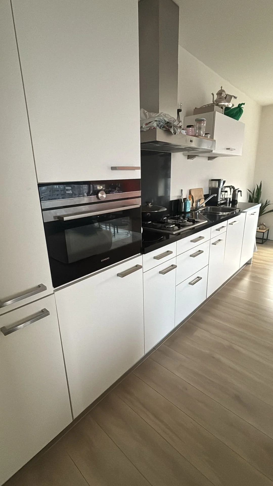 Foto van de Appartement gelegen aan de Carolina MacGillavrylaan in Amsterdam