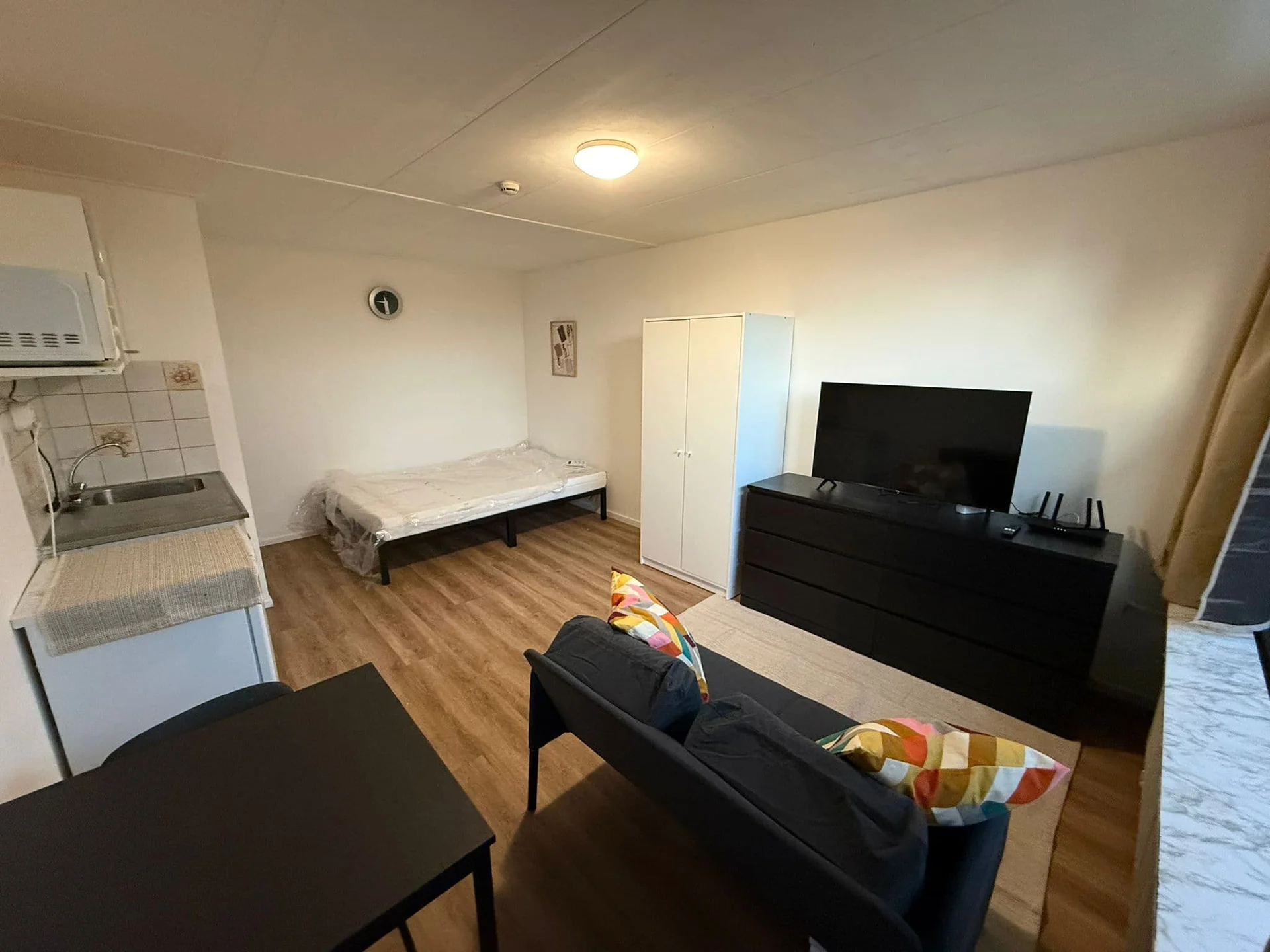 Foto van de Kamer gelegen aan de Elviraland in Den Haag