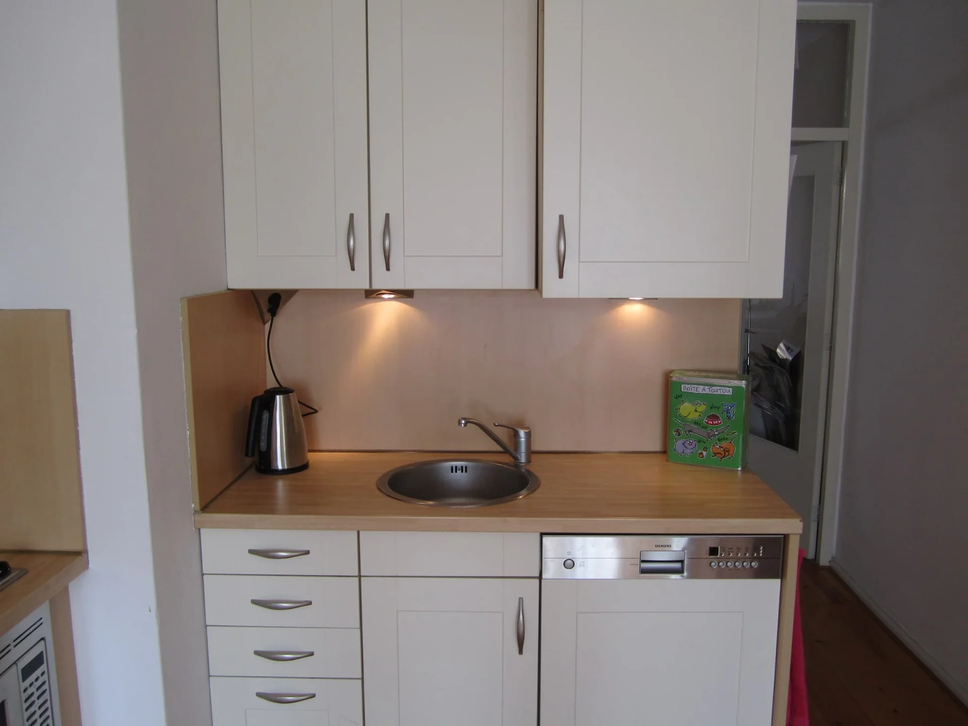 geblurde versie van de foto als achtergrond