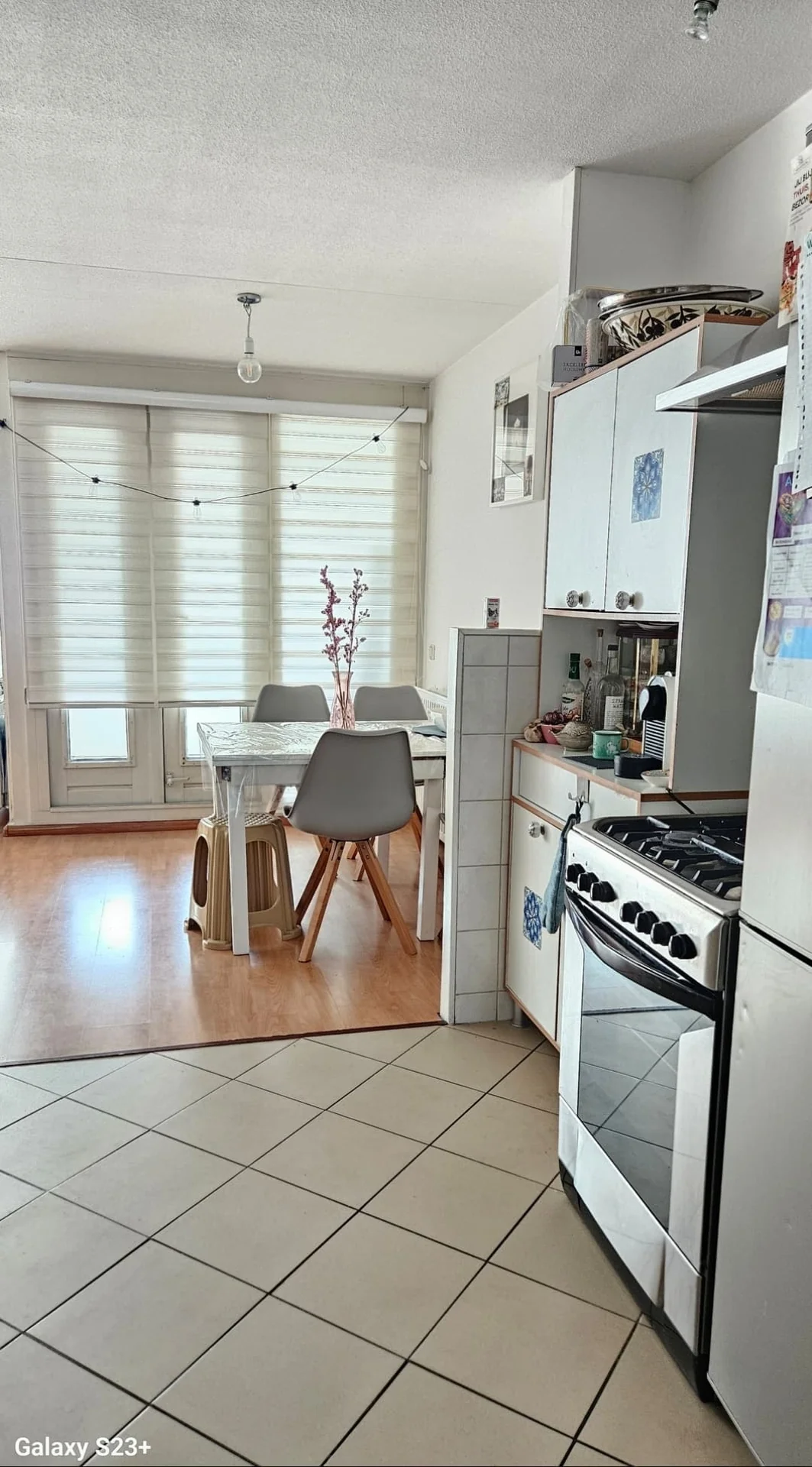 geblurde versie van de foto als achtergrond