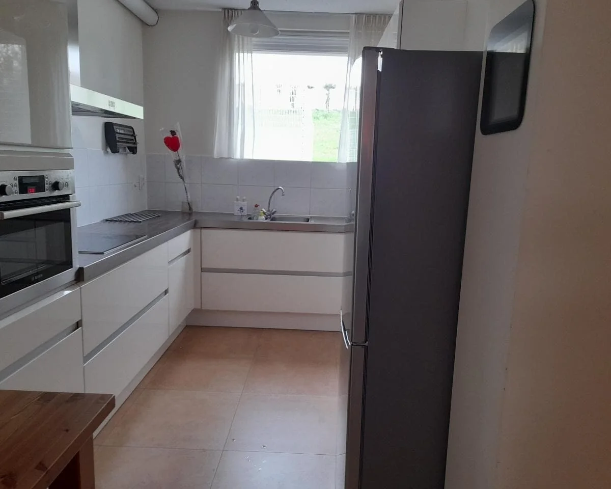 Foto van de Kamer gelegen aan de Raphael Lemkinstraat in Amsterdam