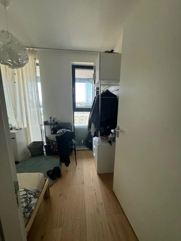 Foto van de Kamer gelegen aan de Bijlmerplein in Amsterdam