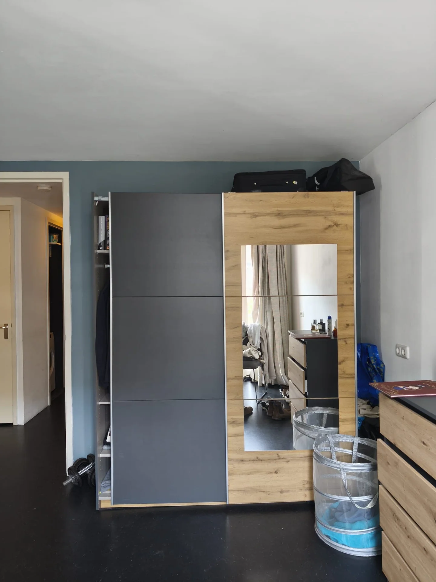 geblurde versie van de foto als achtergrond