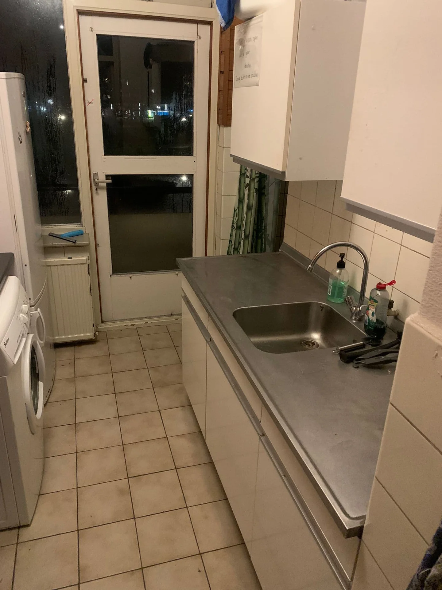 Foto van de Kamer gelegen aan de Vondellaan in Groningen