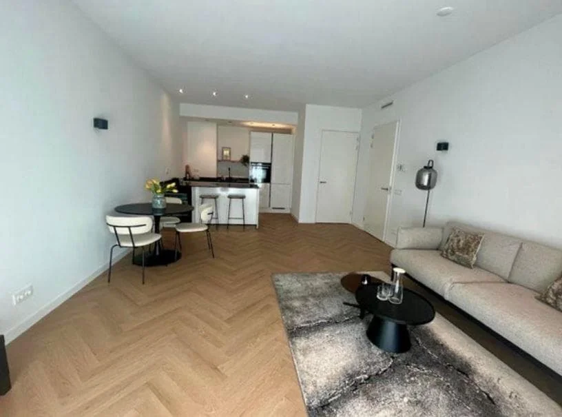 Foto van de Appartement gelegen aan de Burgemeester Rijnderslaan in Amstelveen