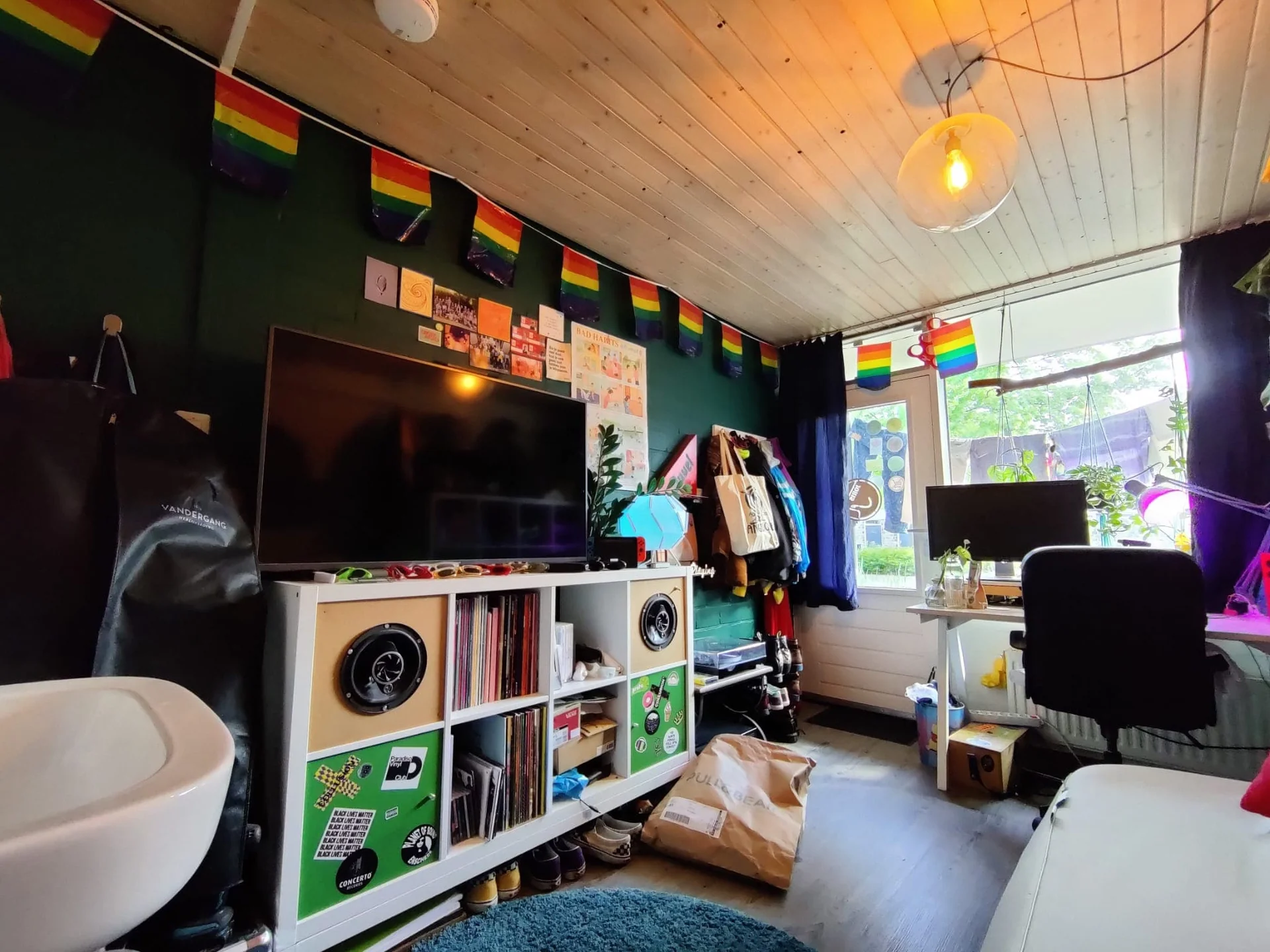 geblurde versie van de foto als achtergrond