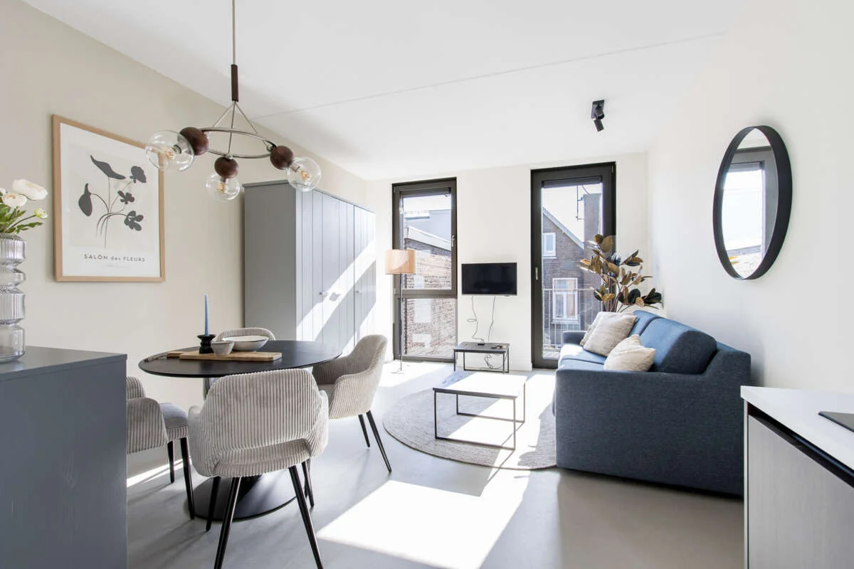 geblurde versie van de foto als achtergrond